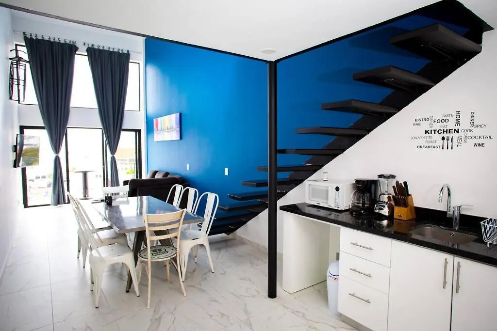 Great Loft With Balcony Near The 5Ta & The Beach Playa del Carmen Apartamento