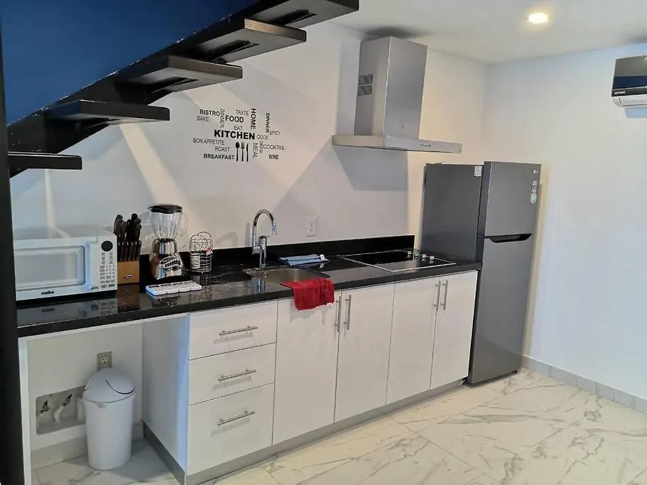 Great Loft With Balcony Near The 5Ta & The Beach Playa del Carmen